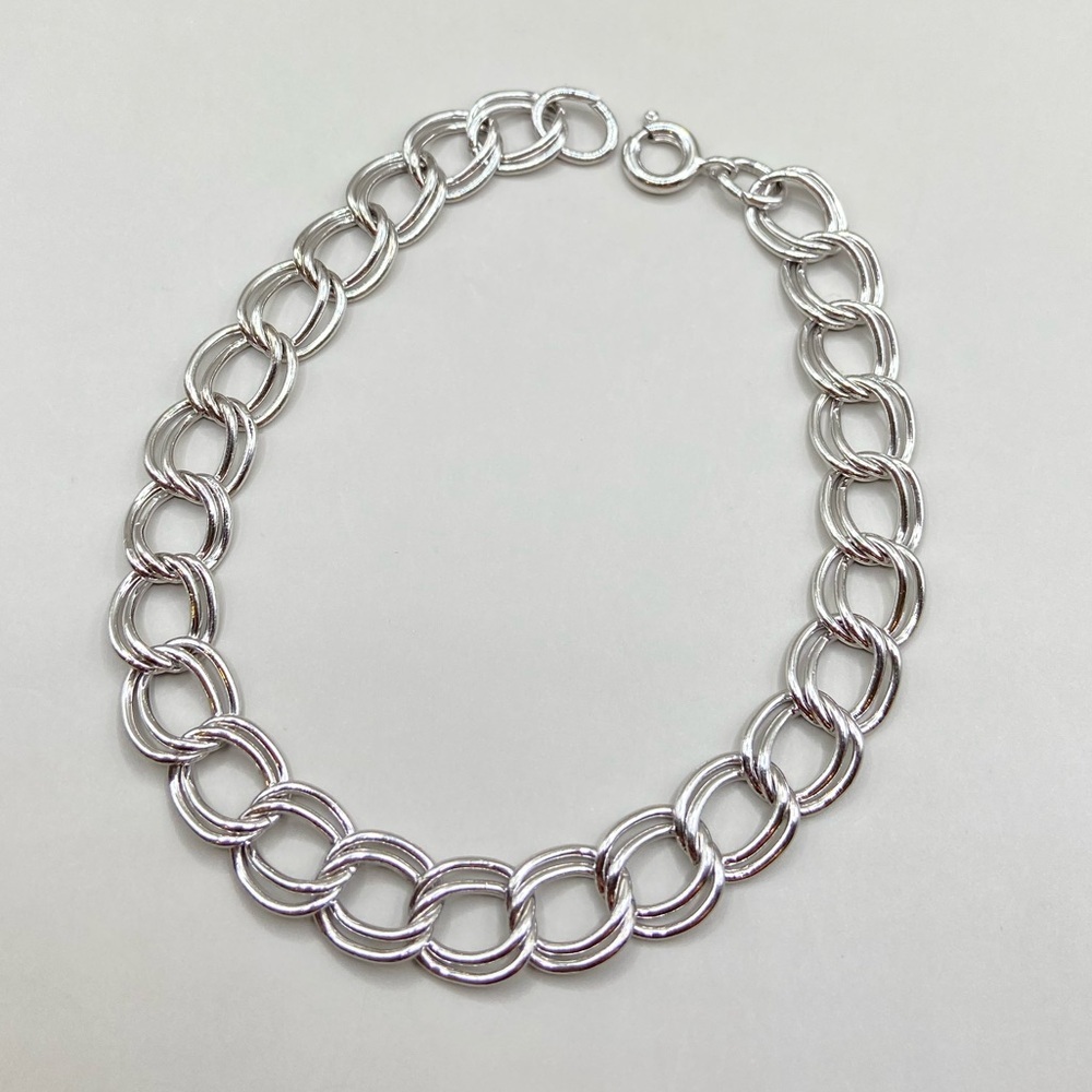 Elegant Silver Chain Bracelet